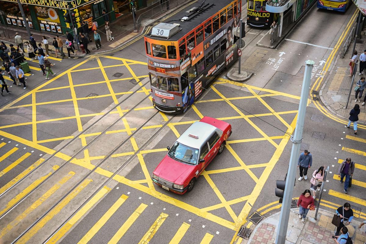 A small Chinese startup wants to jumpstart a global EV taxi revolution
