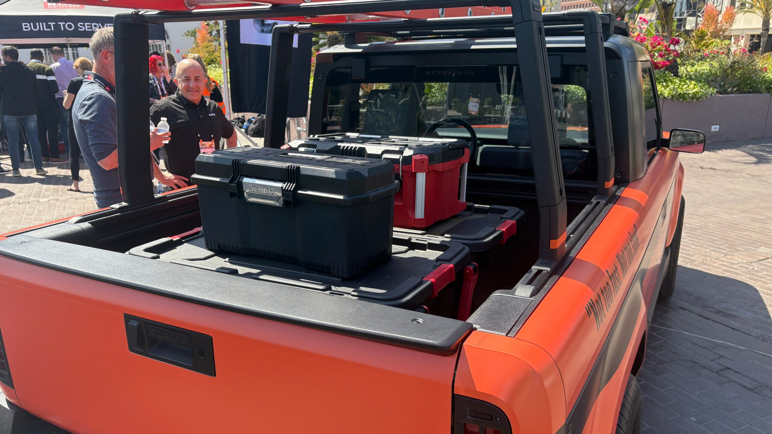 Automotive News Logo