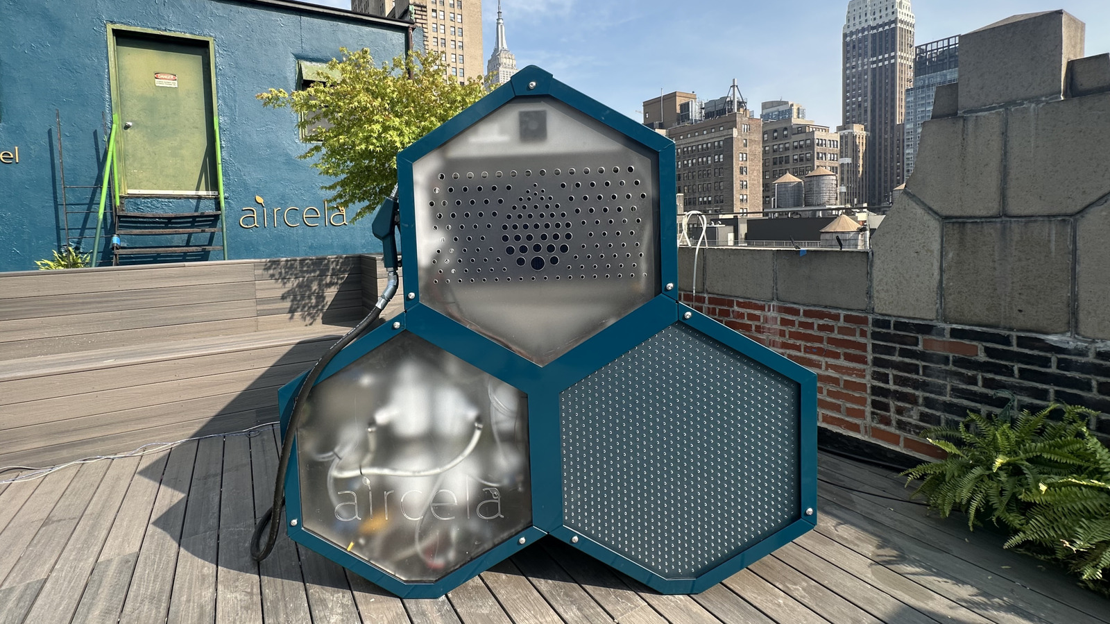 This Ambitious Startup Says Its Machine Can Make Gasoline Out Of Thin Air - SlashGear