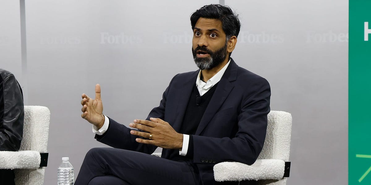 Inside the messy relationship between a medical records giant and healthcare’s hottest AI startup