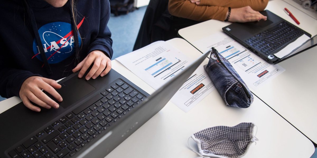 Textbook giant McGraw Hill sees potential for AI in the classroom—and the risks | Fortune