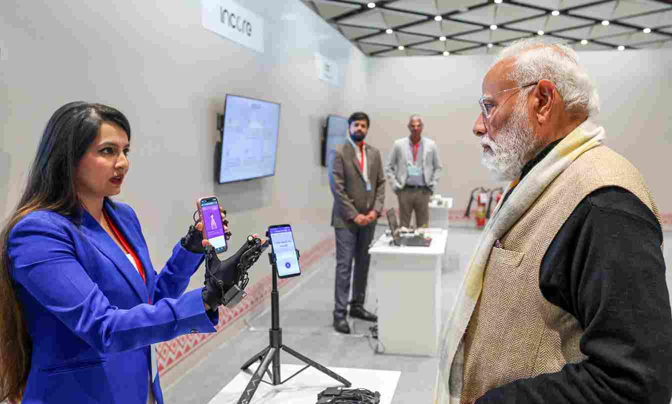 PM Modi urges startups to focus on manufacturing, AI tech, global leadership