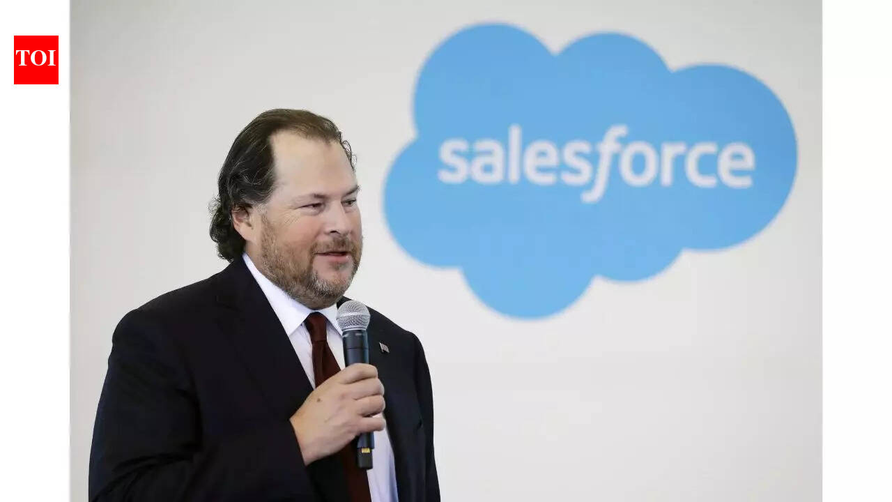At its earnings call, Salesforce goes all out to tell everyone: AI does not mean we are dead, and it is not the first time … – The Times of India