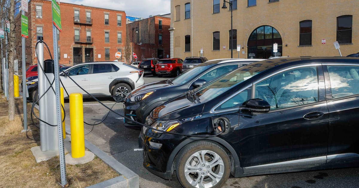 Electric vehicle financing startup Zevvy shut down. Here's why