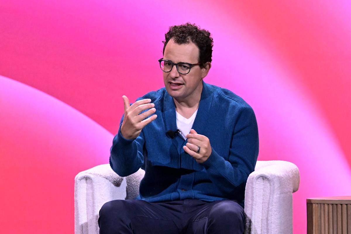 ‘I’m deeply uncomfortable’: Anthropic CEO warns that a cadre of AI leaders, including himself, should not be in charge of the technology’s future