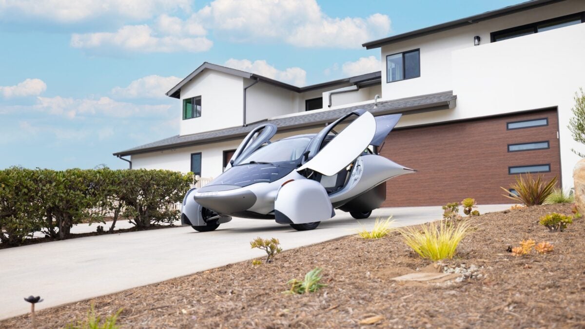 This Eye-Catching Solar EV Startup Just Got Closer to Hitting Production