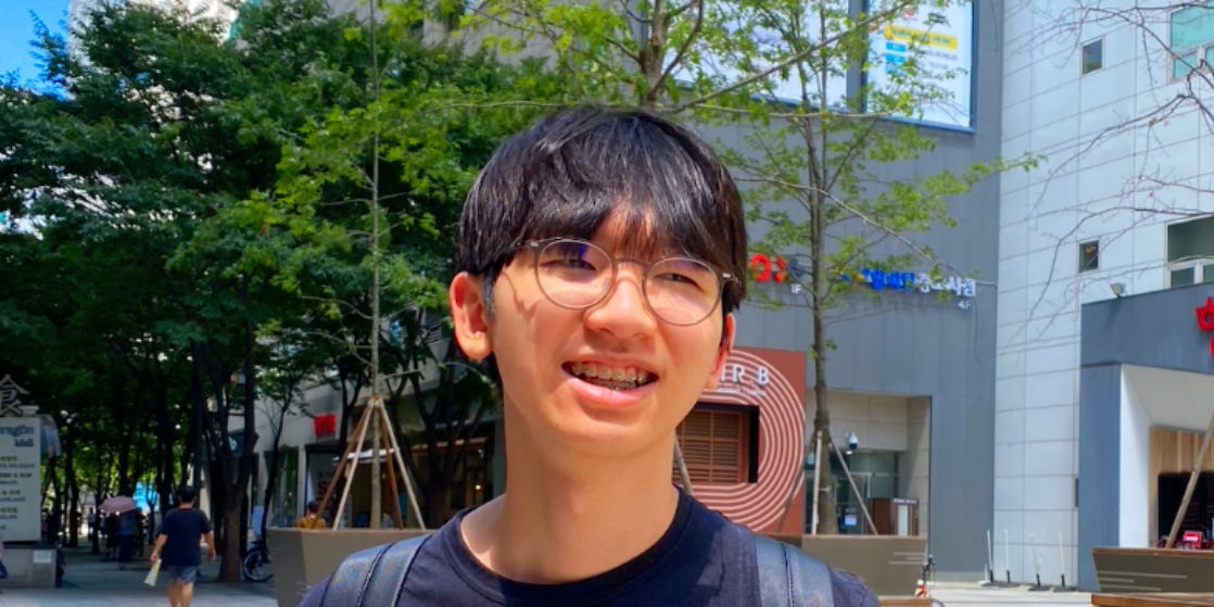 I’m 18 and founded an AI startup. I have to wake up at 3 a.m. to work on it before school, but it’s worth every sleepless night.