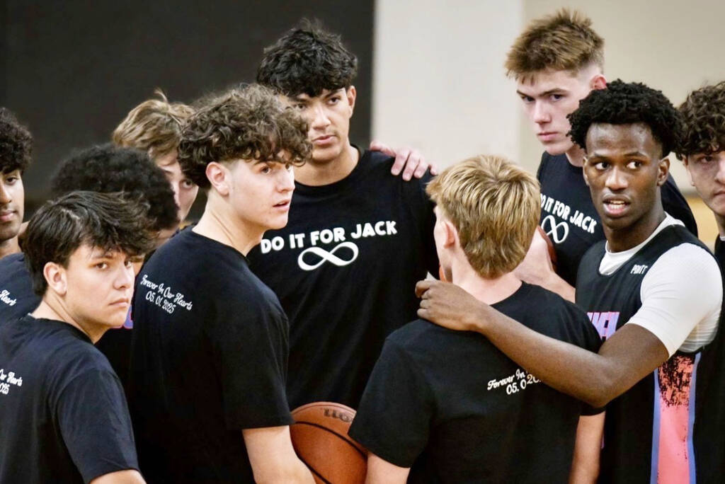 Members of SM Prep before a game in 2025 wear &ldquo;Do it For Jack&rdquo; shirts in honour of a friend of the club who passed away in May 2025. Jaiveer Dhillon, founder of the basketball group, says the team wears the shirts before every game to honour their friend and raise awareness for mental health. (Submitted)