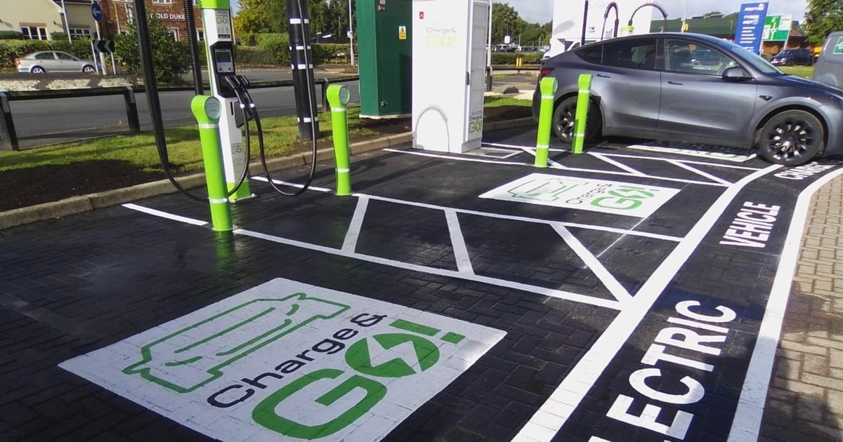 UK firsts: ESS integration, project scale-ups and EV charging startups