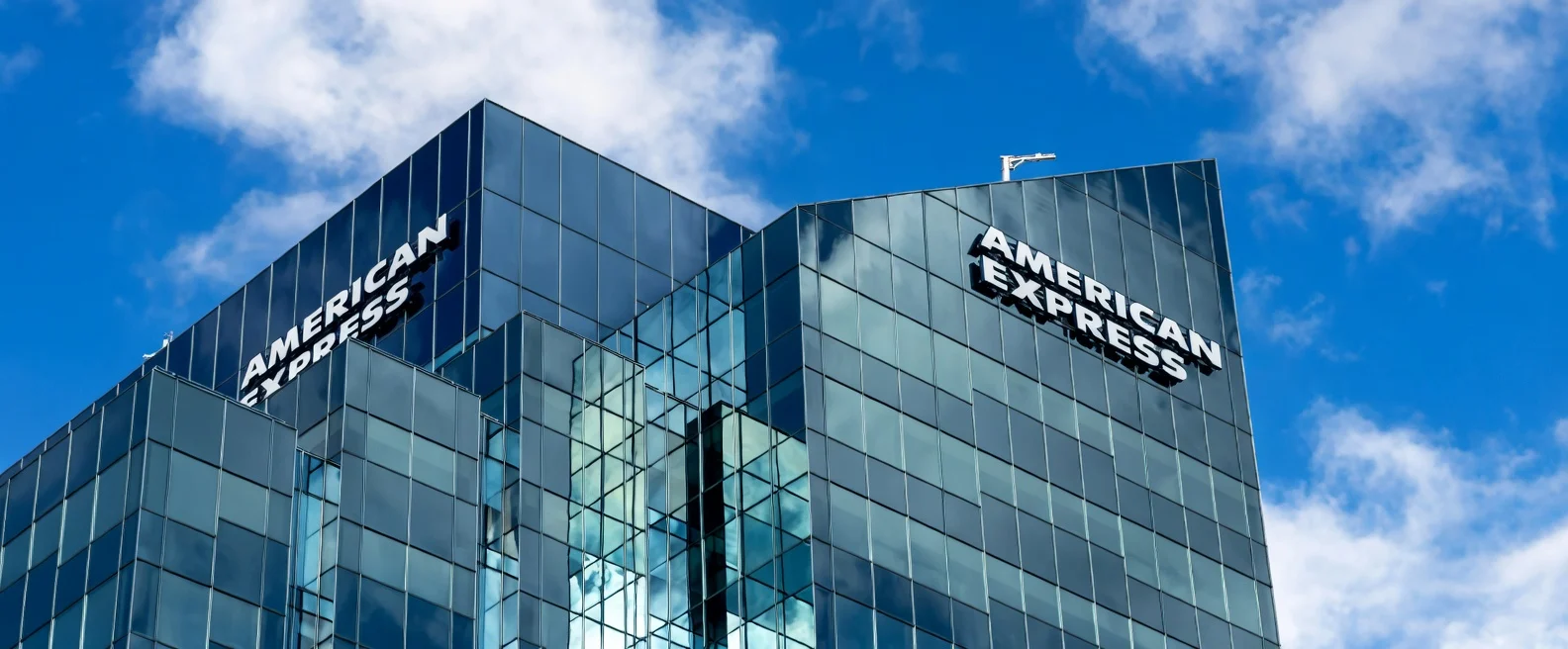 American Express (AXP) Acquires AI Expense Startup Hyper in Strategic Tech Play – Blockonomi