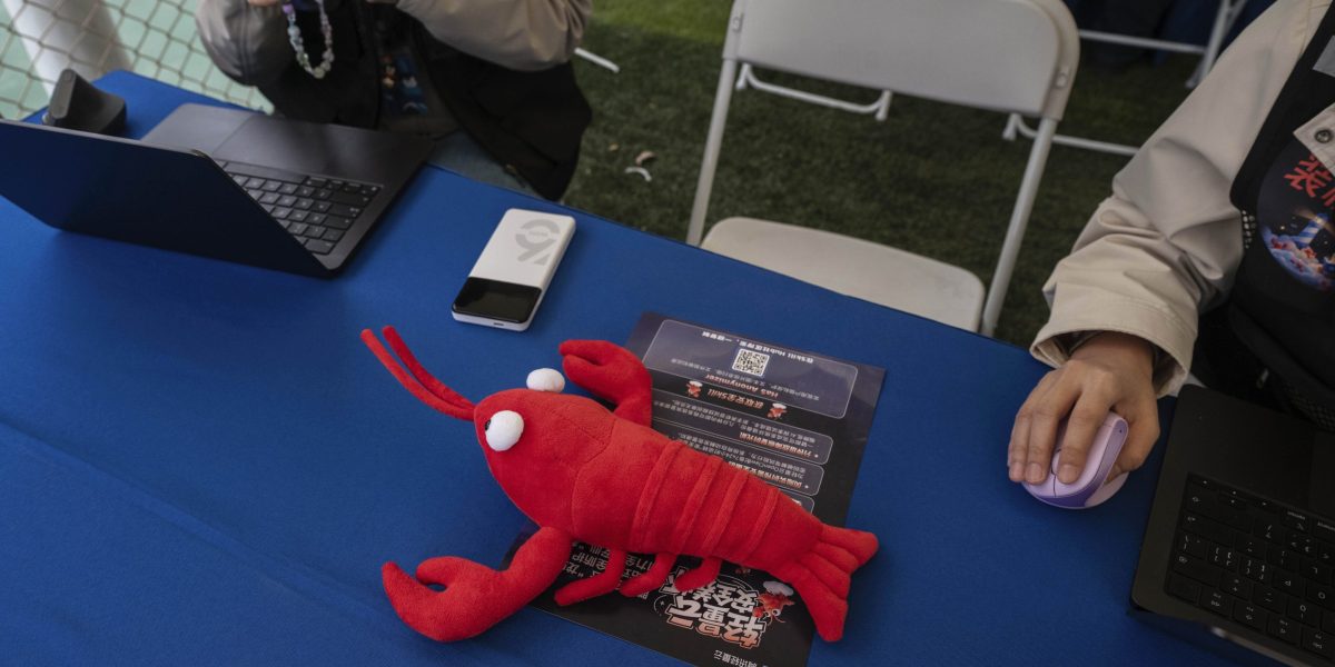 Blazing hot IPOs, an AI agent craze, and a new word for ‘token’: Here’s what’s happening in the world of Chinese AI | Fortune