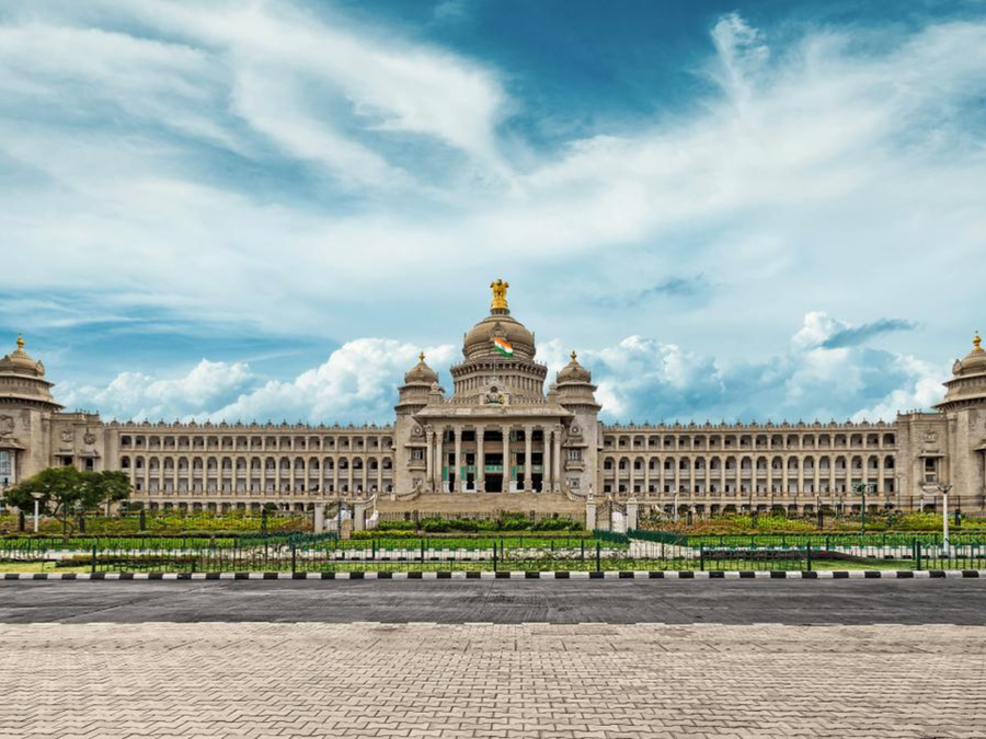 IIM Bangalore’s NSRCEL and HDFC Bank Parivartan select 10 fintech startups for grant support