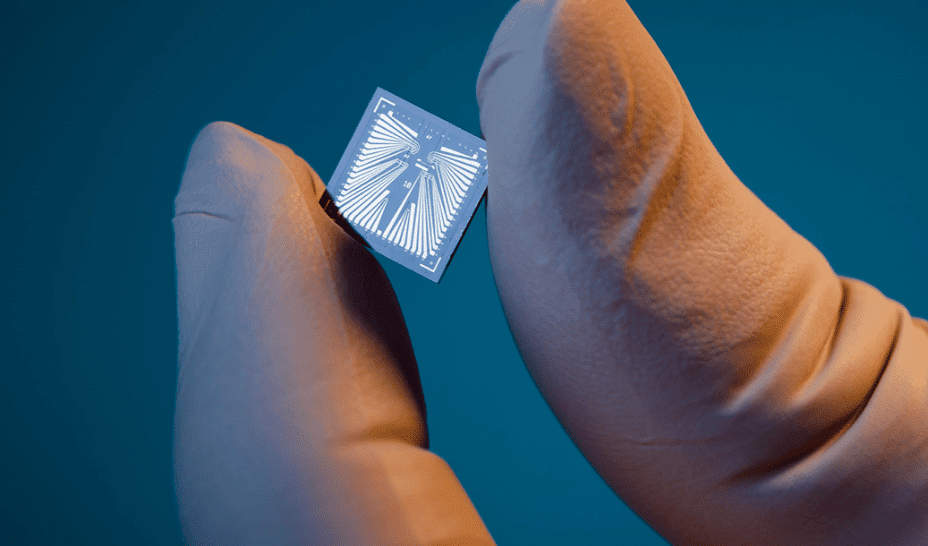 Xsensio’s wearable chip that analyses proteins and hormones in real time draws €6 million | EU-Startups