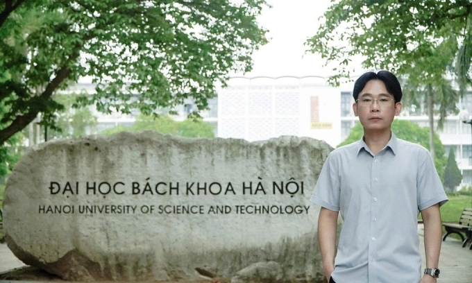 Dual PhD holder leaves UK startup to drive green tech research at Hanoi university - VnExpress International