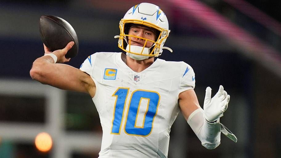 2026 Fantasy Football Startup Dynasty League Quarterback Rankings