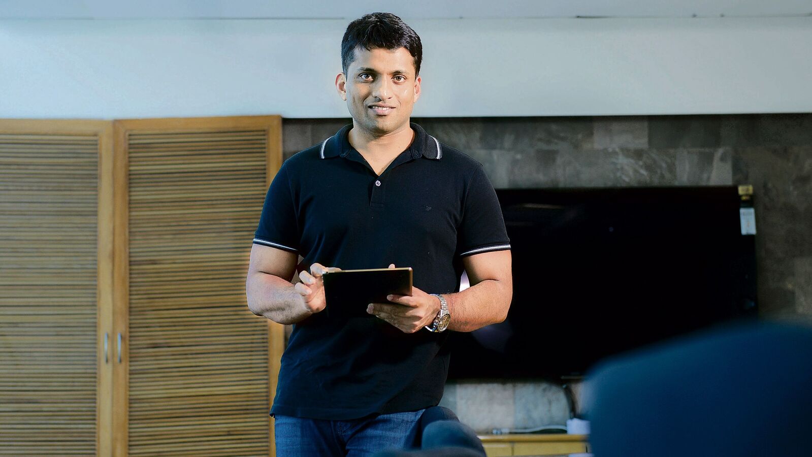 Byju’s Raveendran breaks into tears as crises engulf ed-tech startup | Company Business News