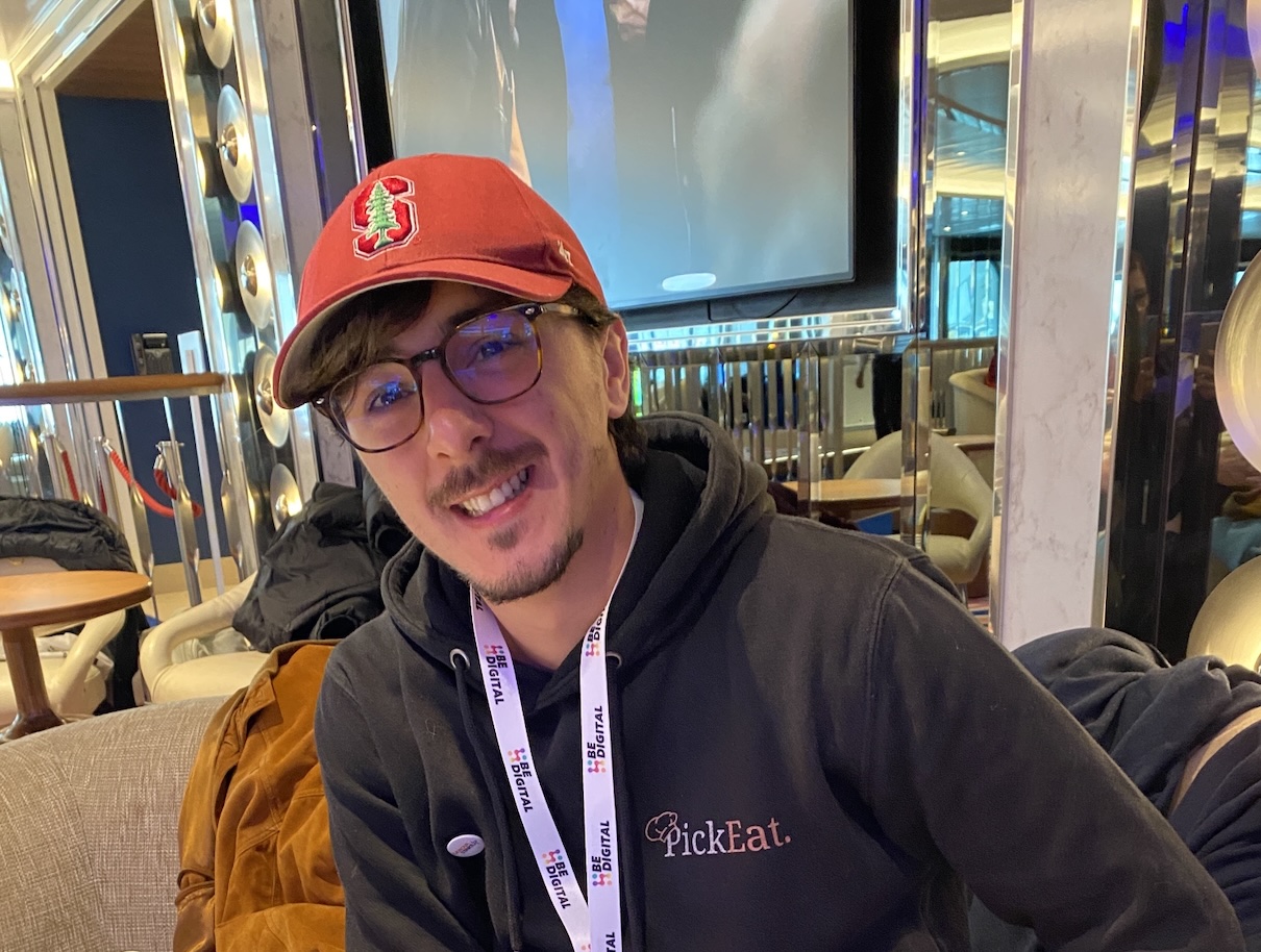 PickEat eliminates queues at the stadium and turns every sale into data