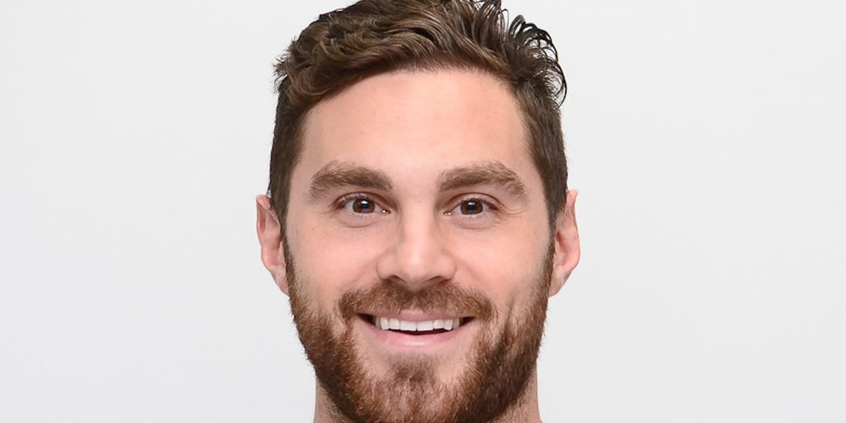 See the 15-page pitch deck this ex-teacher used to raise $100 million for his 24/7 tutoring software startup