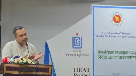 Prime Minister’s Adviser on Education and Primary and Mass Education Dr Mahdi Amin speaks at the ‘Vice-Chancellors' Dialogue: Shaping the Future of Higher Education’ in Savar, Dhaka, today (21 August). Photo: BSS