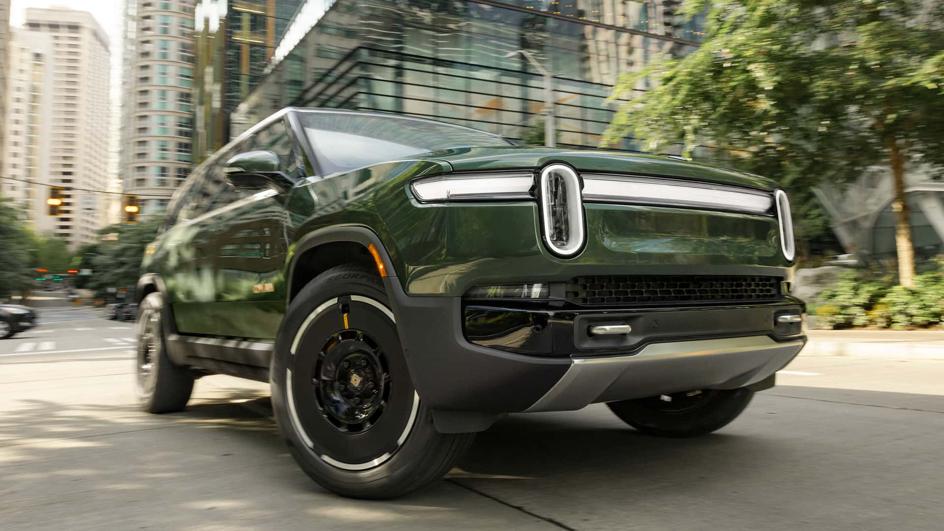 Rivian Is Recalling Over 30,000 R1S And R1T EVs Over Faulty Indicators