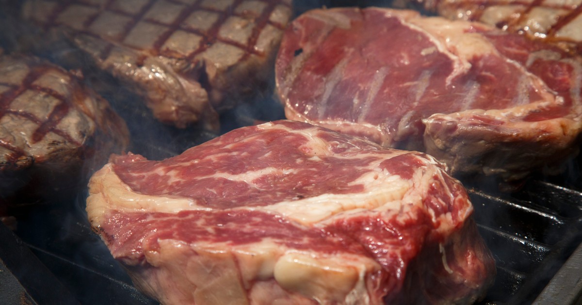 AI companies are asking their employees to flag AI writing — and one wants a steak emoji