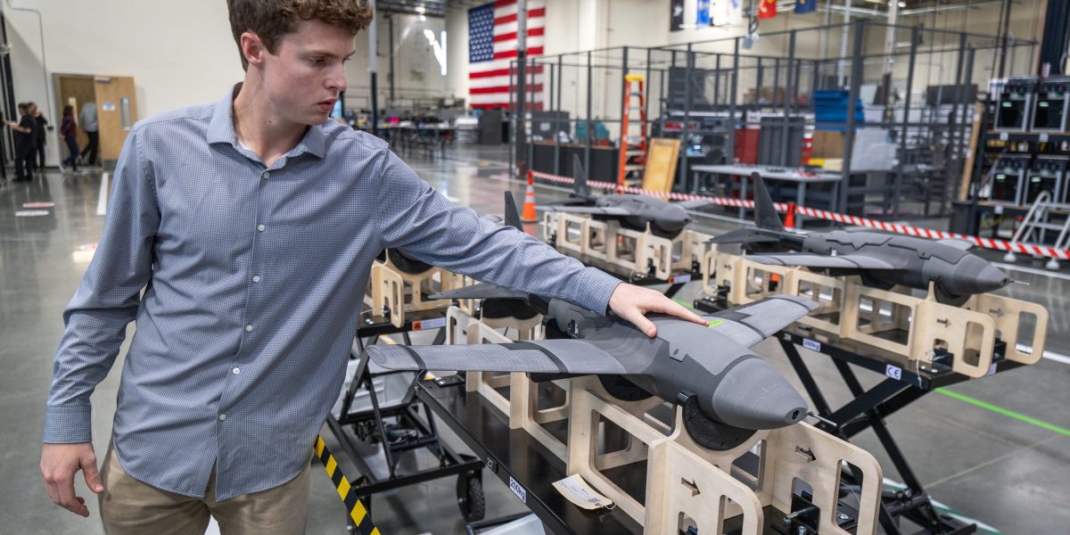 How a Gen Zer built a $3.7 billion defense tech startup backed by Sequoia | Fortune