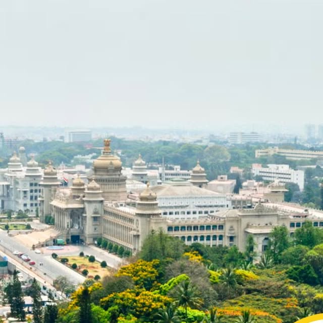 Indian Startup News on Instagram: "Between August 31 and September 05, 2026, as many as 23 Indian startups from diverse sectors raised over $291 million in funding from investors.

These sectors include Cleantech, Healthtech, AI, Fintech, Semiconductors, Foodtech, Spacetech, Aerospace, Education, Electronics, Defense, Cosmetics, Wellness, and Footwear.

Last week, Indian startups raised over $215 million, with Third Wave Coffee raising $42.7 million alone.

#funding #investors #bengaluru #slice #mumbai #startups #indianstartupnews"