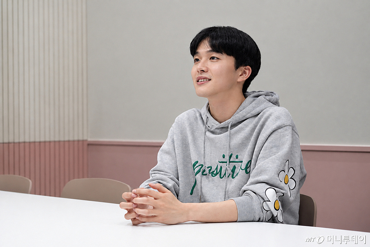 Hypernova reshapes English education with personalized AI conversations - MoneyToday