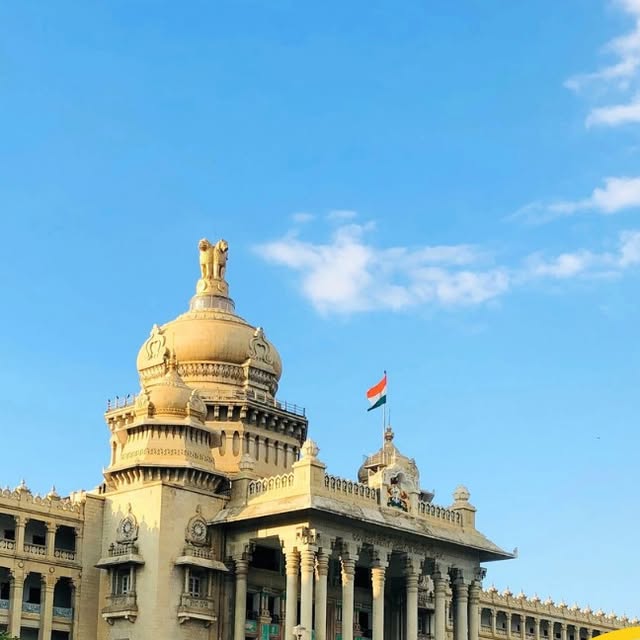 Indian Startup News on Instagram: "Between September 28 and October 03, 2026, as many as 21 Indian startups from diverse sectors raised over $473 million in funding from investors.

These sectors include Beauty, Healthtech, Fintech, Proptech, Luxury, Pharma, AI, Consumertech, Martech, EV, Cybersecurity, Deeptech, Agriculture, and Home Decor.

Last week, Indian startups raised over $397  million, with AI startup Brahma AI raising $150 million alone.

#bengaluru #EV #simpleenergy #startups #funding #investors #indianstartupnews"